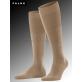 AIRPORT chaussettes au genou de Falke - 5038 camel