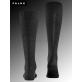 AIRPORT chaussettes hauteur genou de Falke - 3000 noir