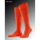AIRPORT chaussettes au genou de Falke - 8095 ziegel