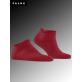 KEEP WARM chaussette sneaker de Falke - 8077 scarlet